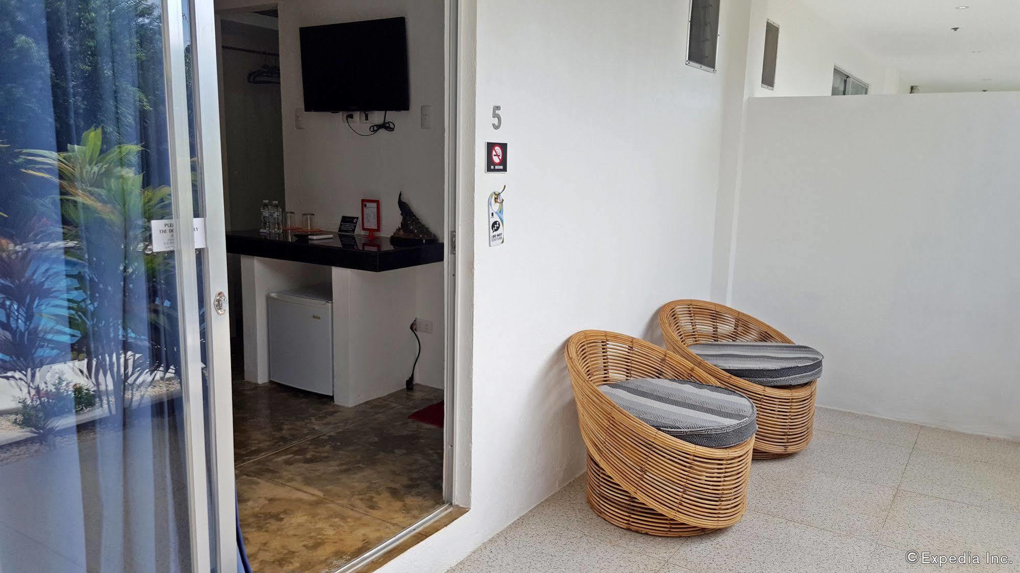 Paboreal Boutique Hotel Puerto Princesa Екстериор снимка