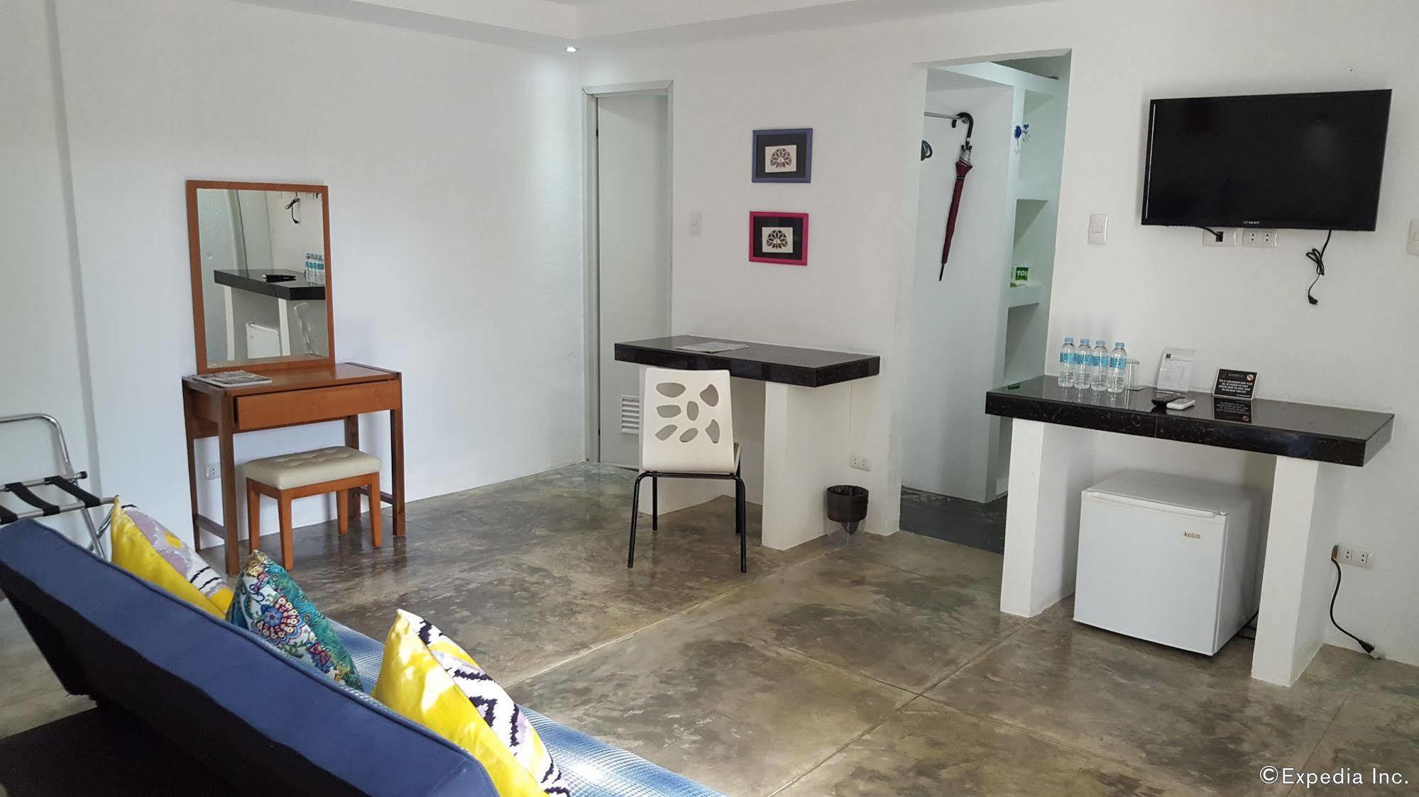 Paboreal Boutique Hotel Puerto Princesa Екстериор снимка