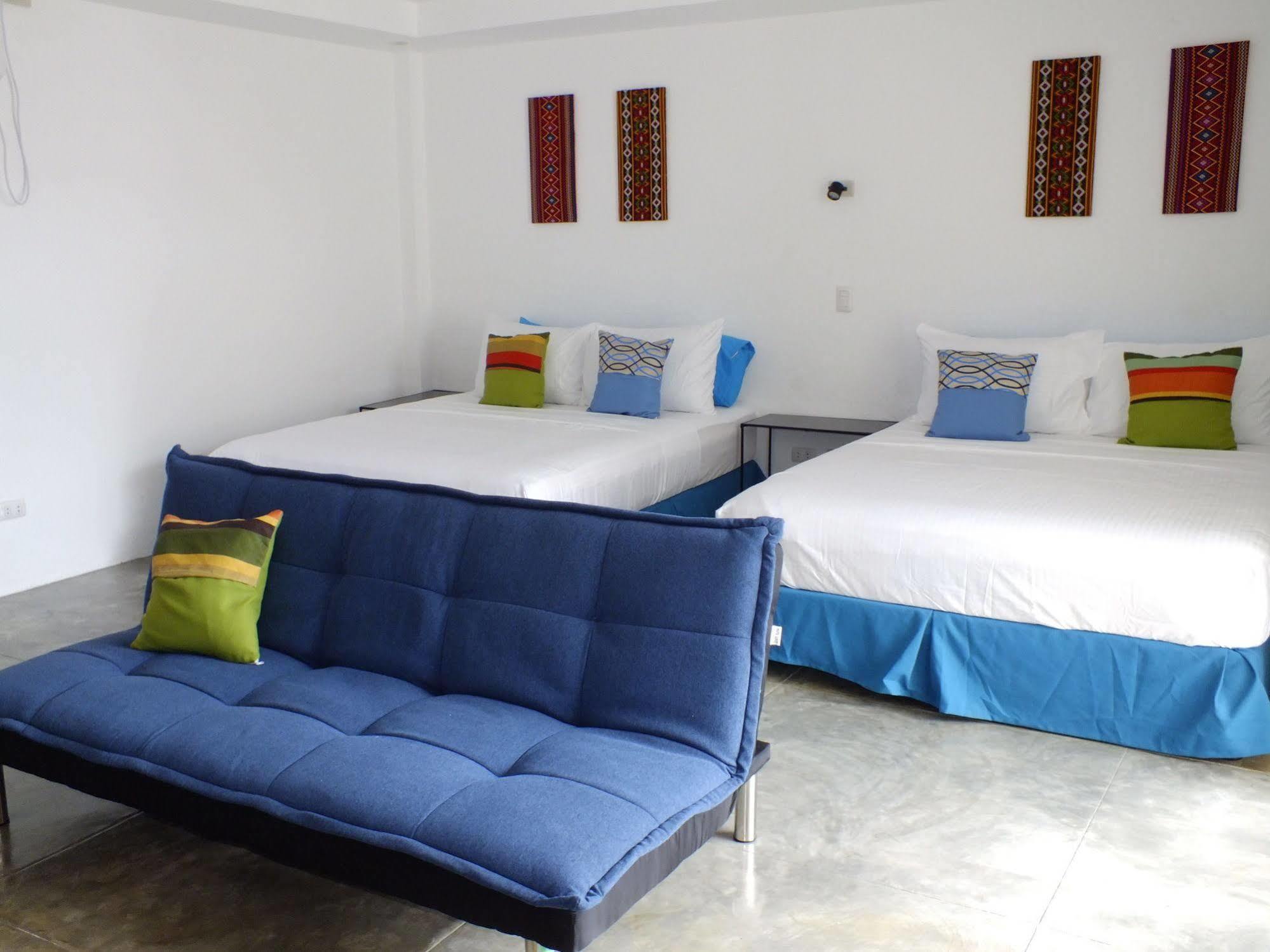 Paboreal Boutique Hotel Puerto Princesa Екстериор снимка