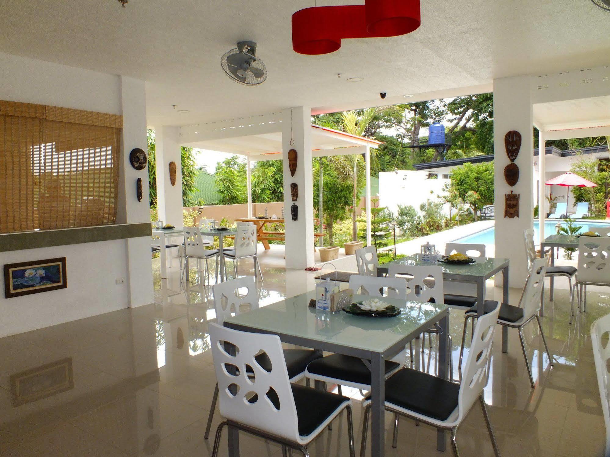 Paboreal Boutique Hotel Puerto Princesa Екстериор снимка